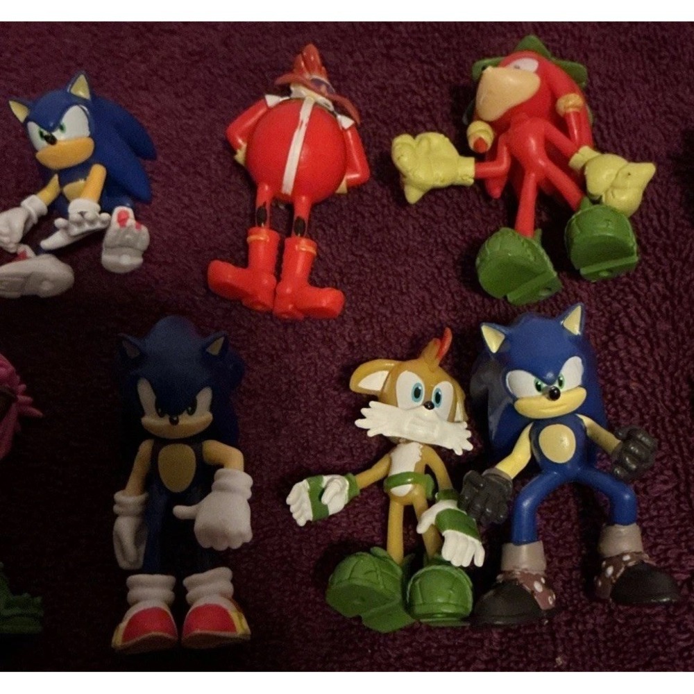 Iced Lot Of 12 Sonic Action Figures,  2" To‎ 5" Tall - Picture 3 of 6